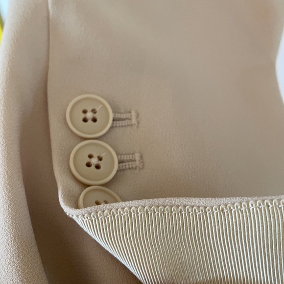 The Reset R|Label The Essential Blazer - Picture 7 of 11